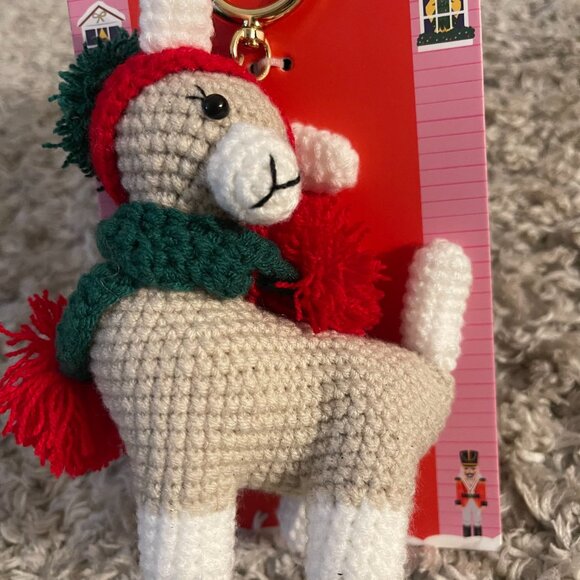 Piper.K Crochet Llama Holiday Bag Charm Keychain NWT - Picture 2 of 5